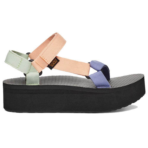 Teva Women’s Flatform Universal Sandal
✨ Brand New