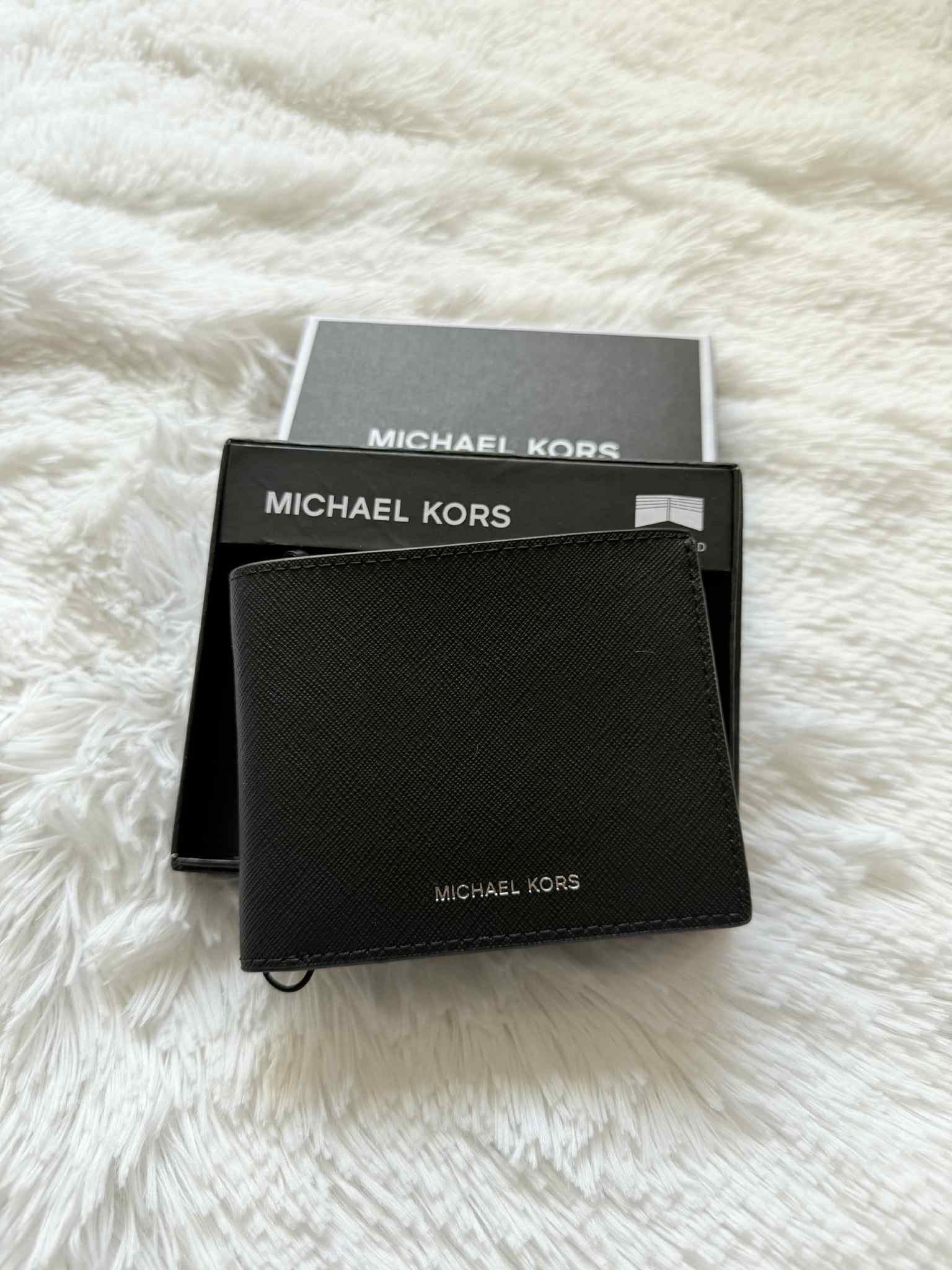 Michael Kors Men’s Bifold Wallet (Black / MK Brand new in box