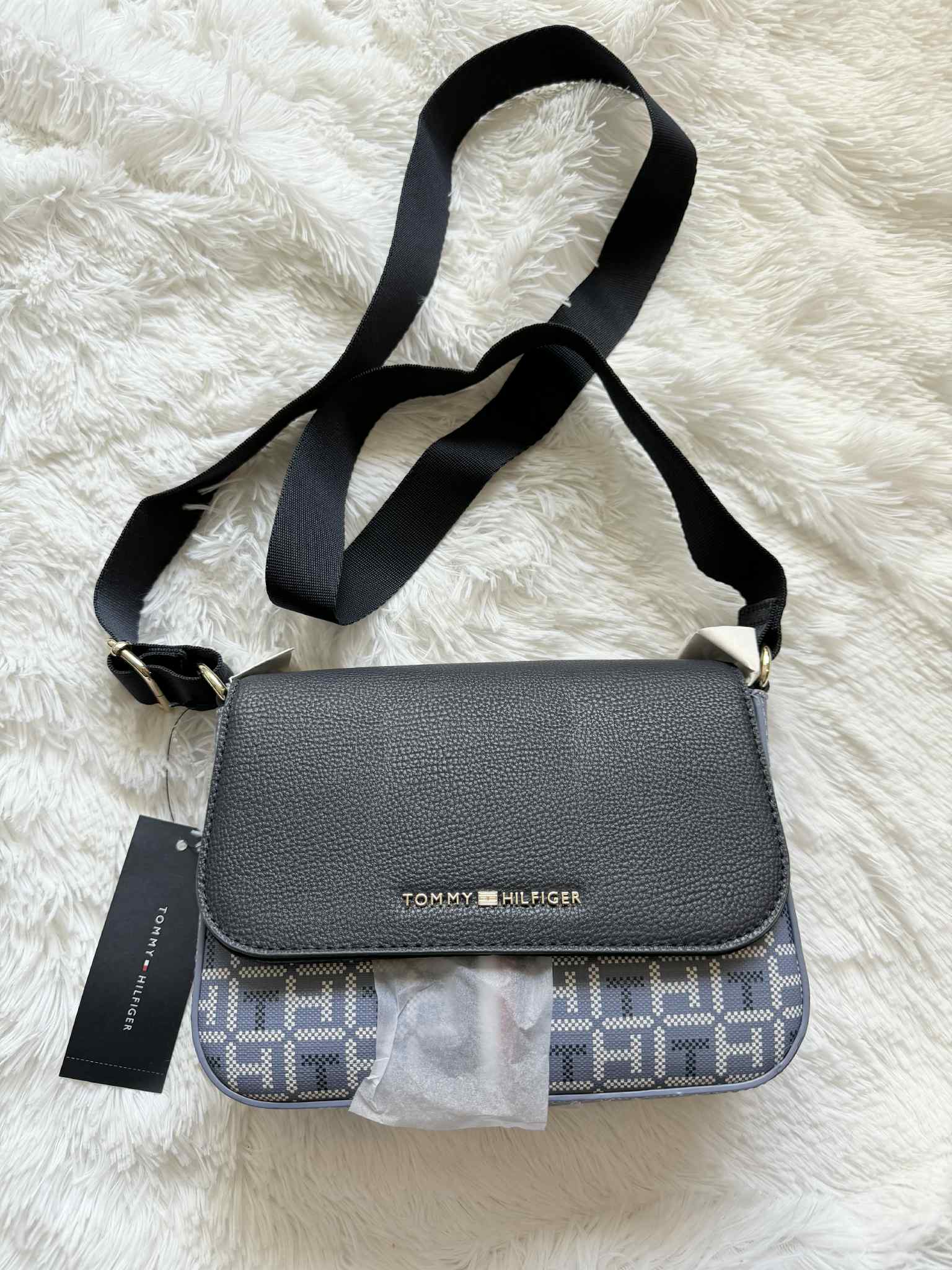 Tommy Hilfiger Crossbody / Shoulder Bag – Brand New with Tags