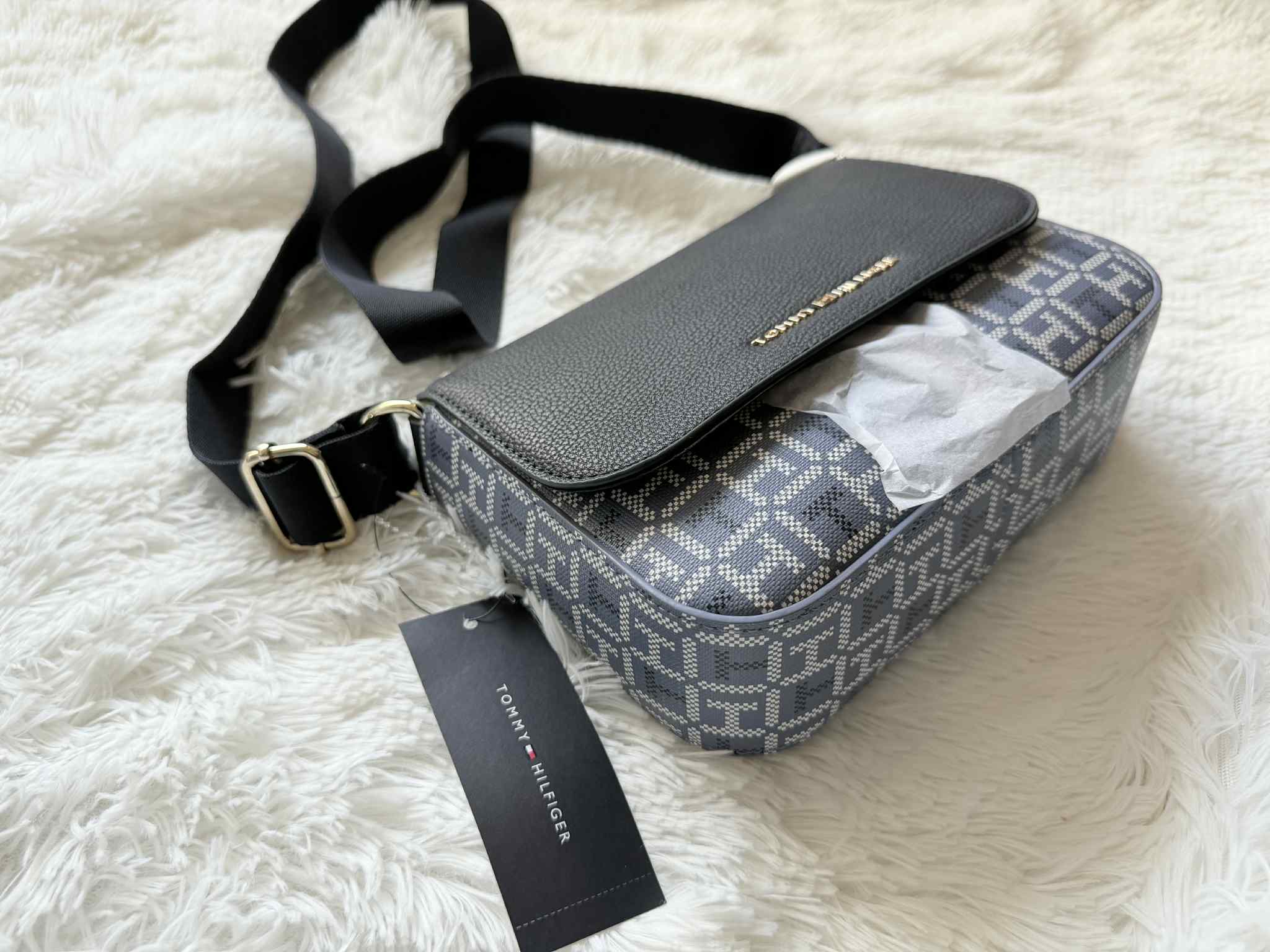 Tommy Hilfiger Crossbody / Shoulder Bag – Brand New with Tags