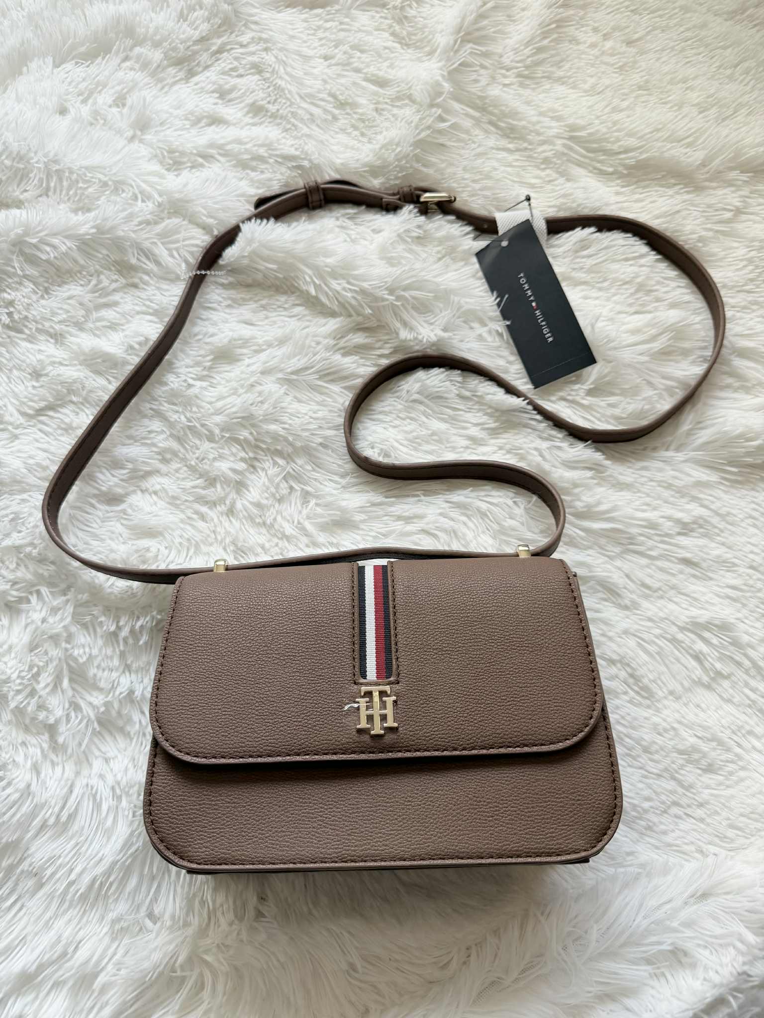 Tommy Hilfiger Crossbody Bag – Brand New with Tags